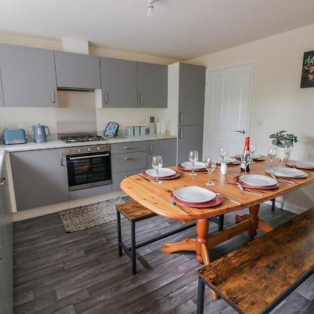 23 Moat House Close كوفنتري المظهر الخارجي الصورة